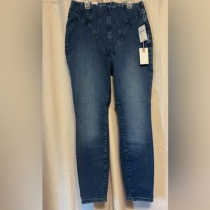 Good American Shapewear Jeans